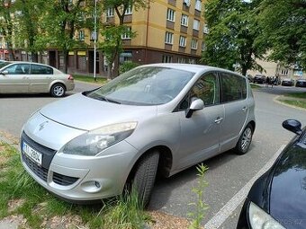Renault scenic na nahradní díly