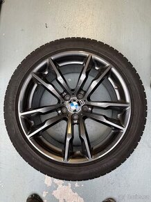 Kola BMW X6M