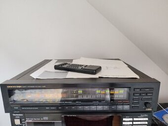 Tuner Onkyo T-9990, MANUÁLY A DÁLKA - 1
