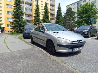 Peugeot 206 1.4i 55kW Benzín