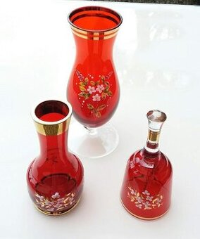 červené sklo Bohemia Glass