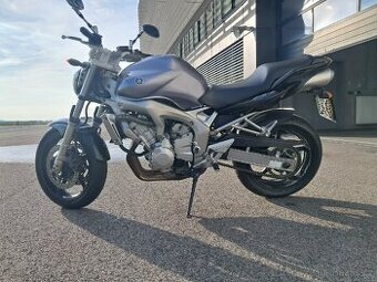 Yamaha FZ6N 600