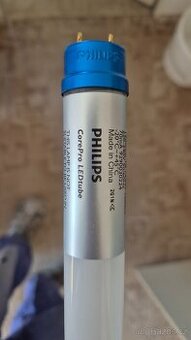 LED trubice Philips CorePro - 1