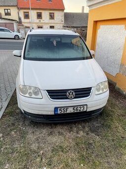 VW Touran,na náhradní díly