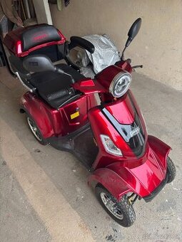 Selvo 41000Li - skůtr pro seniory