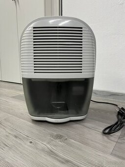 Odvlhčovač vzduchu De'Longhi DEM 8.5 - 1