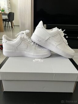 Nike Air Force 1 ‘07 vel. 42