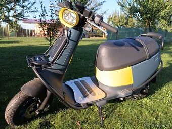 Elektroskútr GOGORO viva