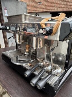 Prodam kavovar Forma SAE2 + mlynek Fiorenzato F64E V2