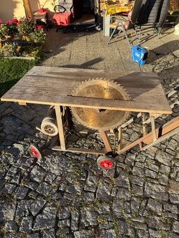 Cirkulárka domácí výroby