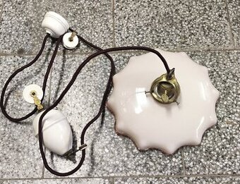 krásný starožitný kompletní stahovací lustr 2