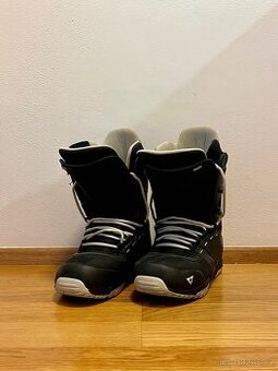 Snowboardové boty Gravity Void – výborný stav