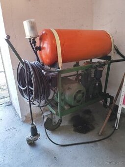 Kompresor, na opravu SLEVA