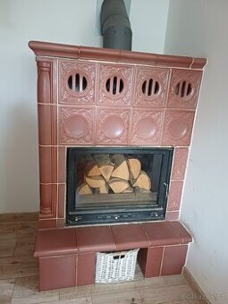 Krbová kachlová kamna s teplovodní vložkou 19 kW