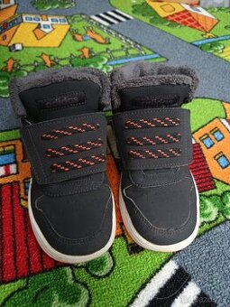 Zimní adidas boty 26