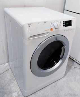 Pračka 9 kg., sušička 6 kg. Indesit Innex , 1400 ot./min