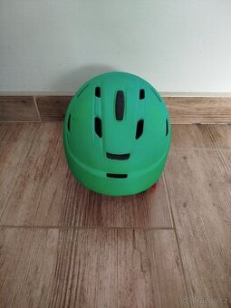 Lyžařská helma XS