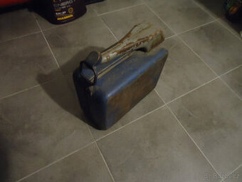 Kanystr plechový 10 Litrů na benzin