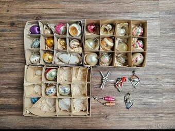 Retro vánoční ozdoby skleněné Cena platí za všechny 29 ks ce