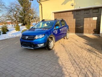 Dacia Sandero 0.9 TCe StepWay Navigace 2015