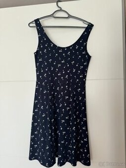 Dámské letní šaty, velikost S