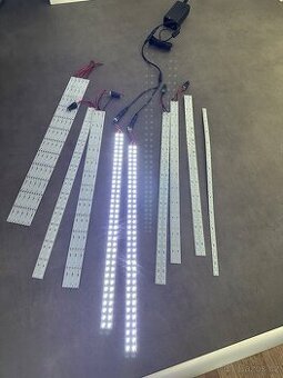 Adaptéry, repro, konektory, kleště, panel meter, LED,