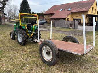 Vyvážečka za traktor, vlek do lesa na dřevo