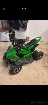 Dětská čtyřkolka