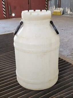 Plastový barel 50 l