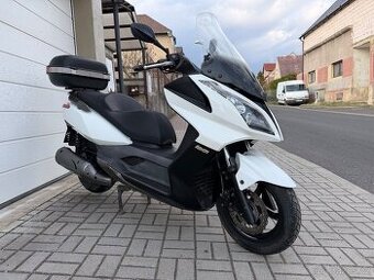 Kymco Downtown 125i, cz doklady