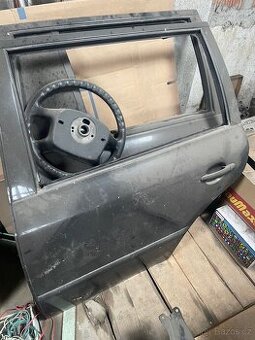 Zadní dveře Škoda Octavia 1 SKLA S ATESTEM