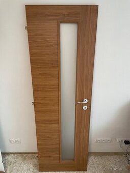 Interiérové dveře višeň + kliky
