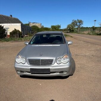 Prodám Mercedes-Benz C180 1.8 Benzín 105Kw