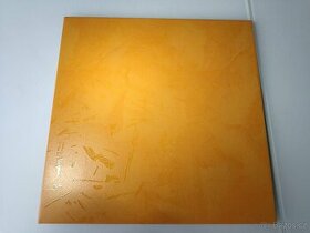 6,7m2 Keramická dlažba 33x33cm - oranžová