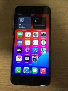 iPhone SE 2020 64 GB