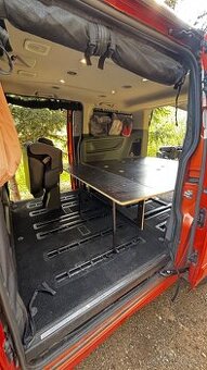 Obytná vestavba Ford Tourneo Custom L1