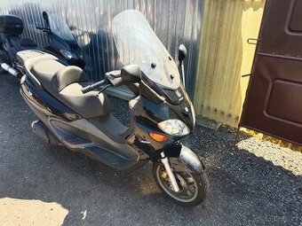Piaggio x9 200