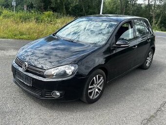 VW Golf VI 1.6MPi, r.2009, klima, STK v ceně