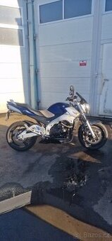 Suzuki GSR 600