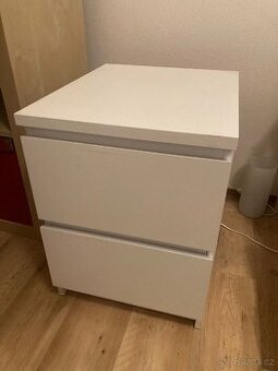 Noční stolky IKEA