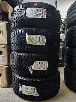 Zimní pneu =NOKIAN= 225/40 R18