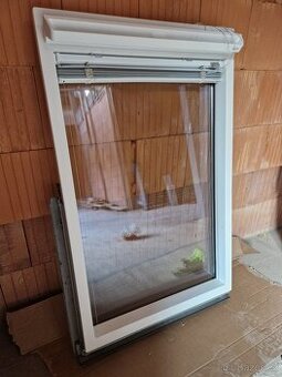 Velux střešní okno GGU M06, bílá barva, 2 ks