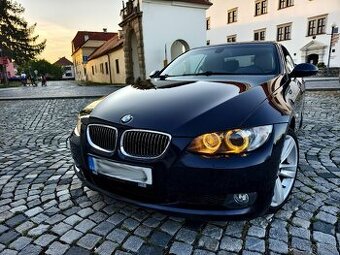 Kabriolet BMW 335i e93 2007 modro černá barva