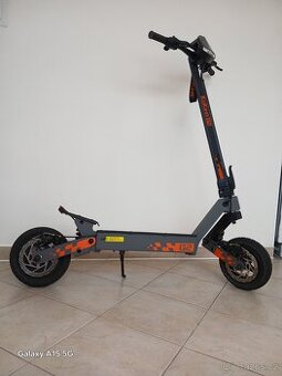 Elektrokoloběžka Kukirin G2