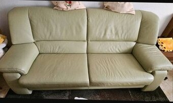 Kožená sedací souprava dvě křesla a taburetky