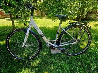 Damske hlinikove kolo Giant 28