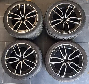 Sada 22palcových kol AMG GLE V167 s 5 dvojitými paprsky, RDK