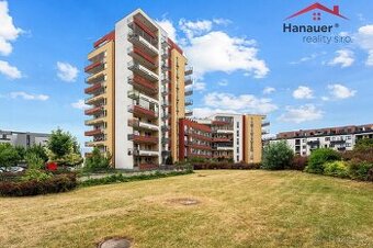 Prodej bytu 2+kk, 58 m2 s velkým balkonem a garážovým stáním
