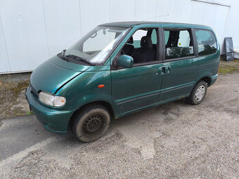 Nissan Serena 1.6 16v 71kw veškeré nd. Levně.