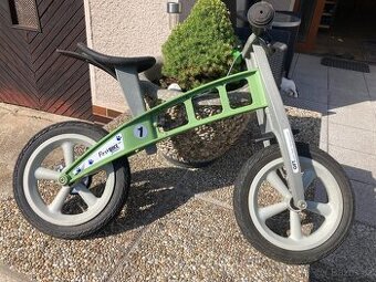 Odrážedlo FirstBike (zelené)